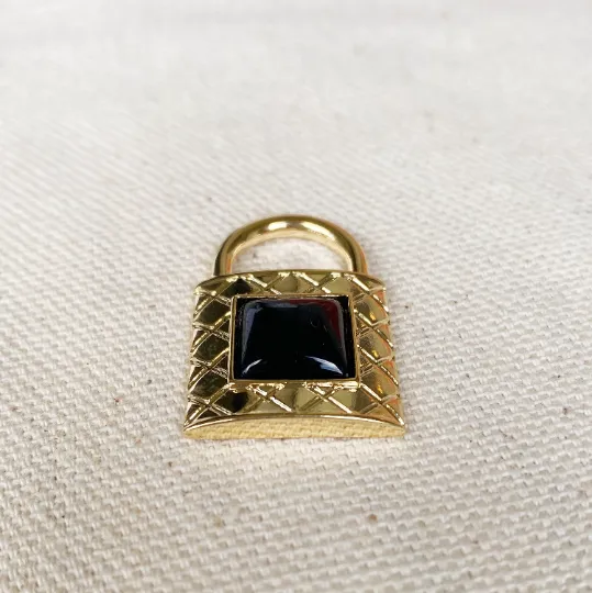 18k Gold Filled Diamond Cut Pattern Lock Pendant