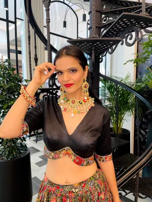 As seen on Aastha Chopra | Influencer Fave Sarabella Earrings