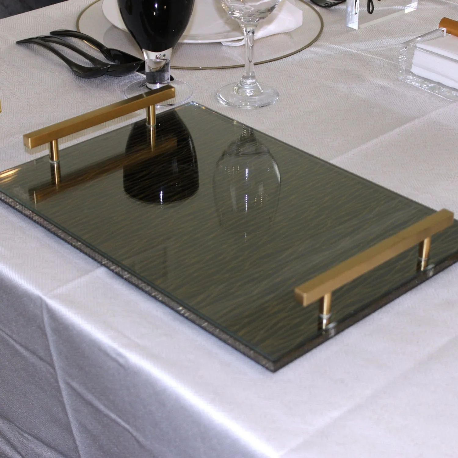 Black, White, & Gold Tablescape