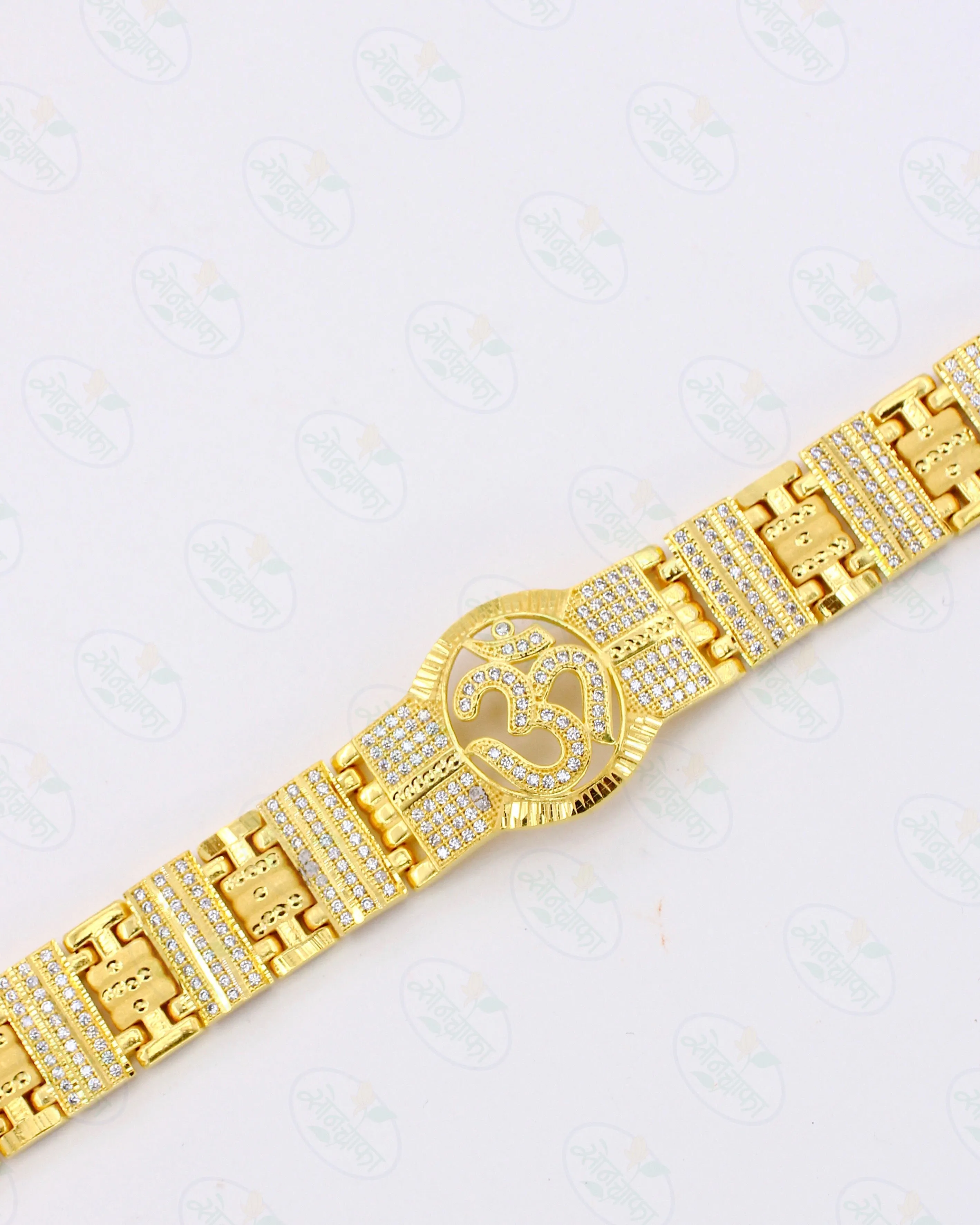 CHARM OM BRACELATE