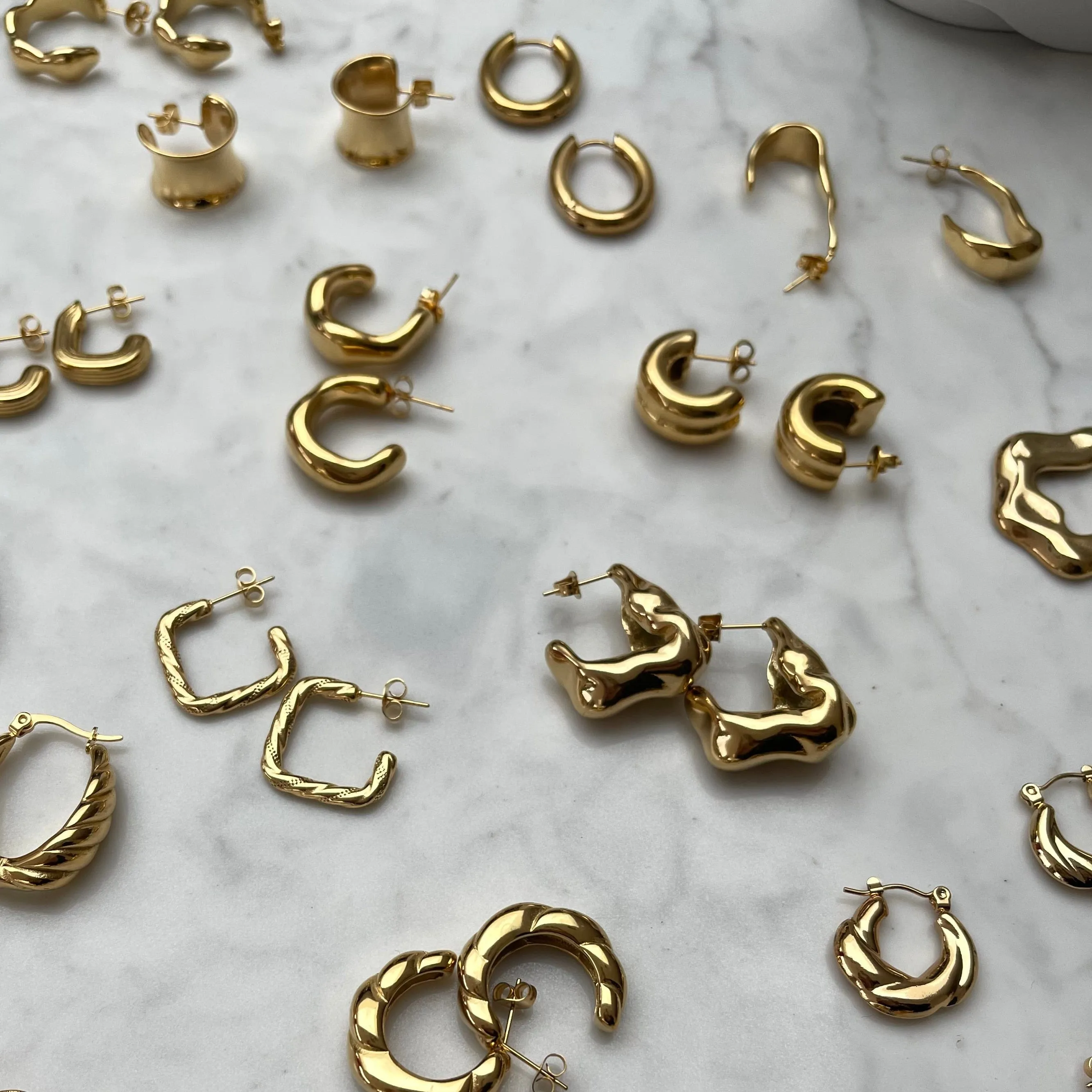 Enya Hoop Earrings