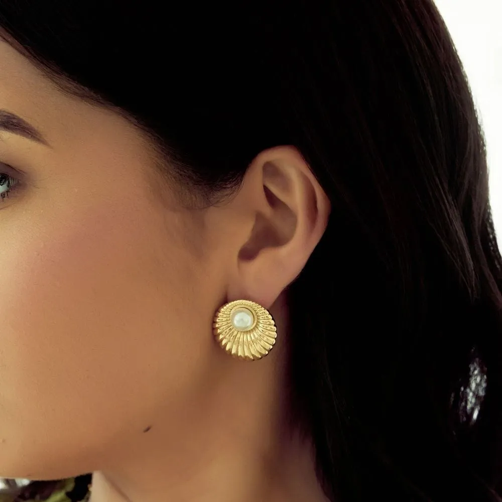 Gemma Pearl Stud Earrings