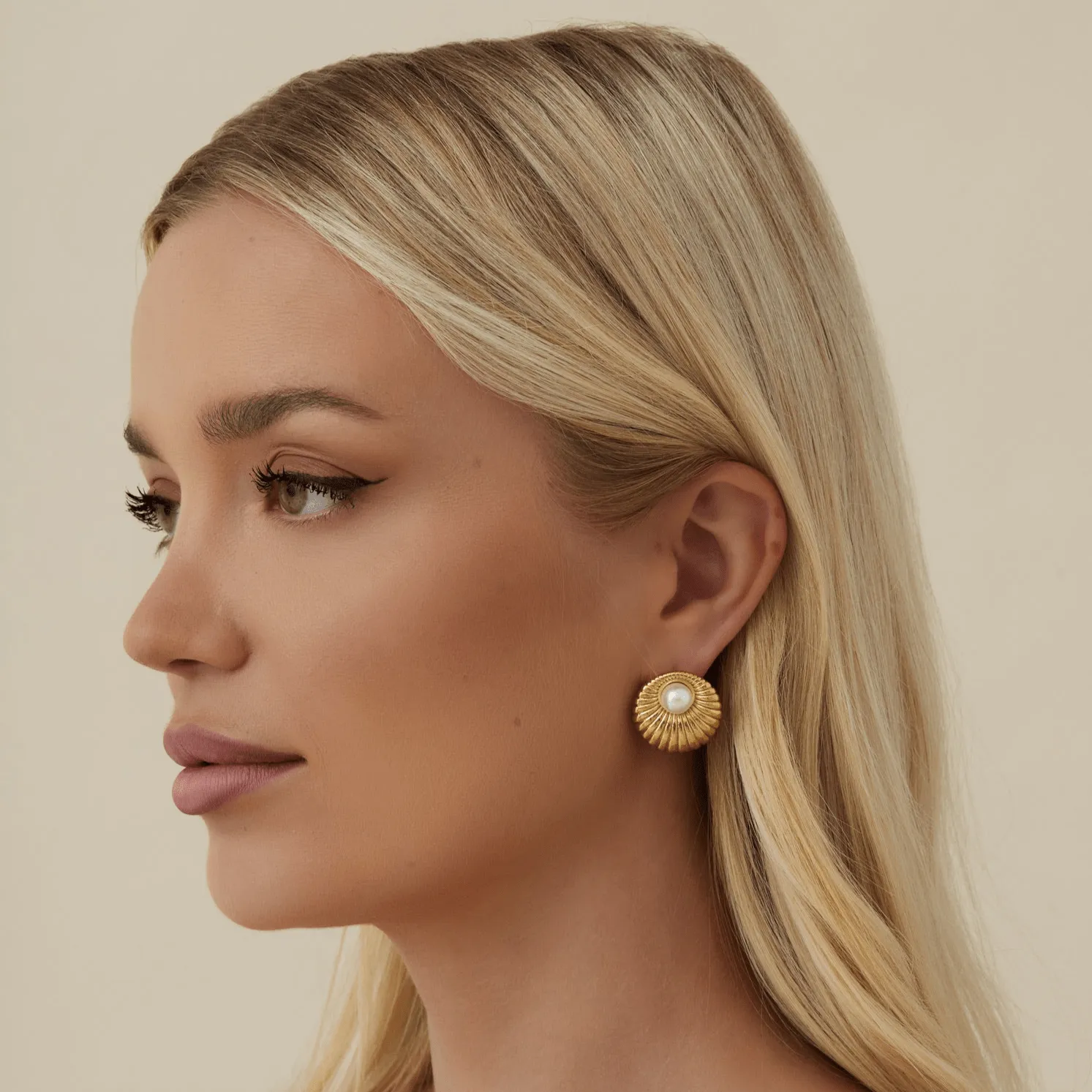 Gemma Pearl Stud Earrings