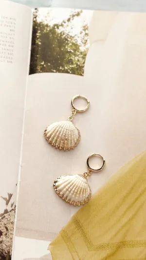 The Glam Clam Earrings