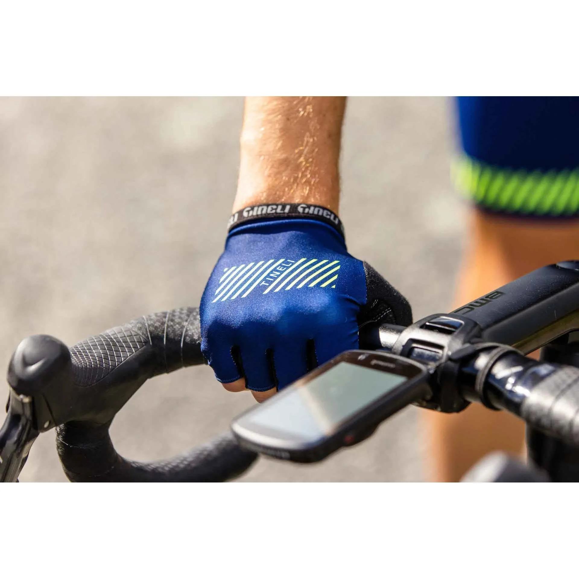 Tineli Nicobar Gloves